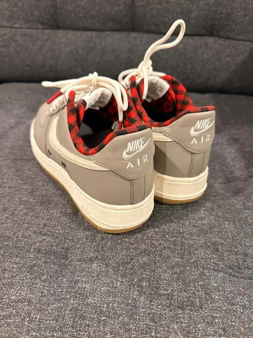 Nike Air Force 1 '07 LV8 'Light Taupe' with Plaid Interior